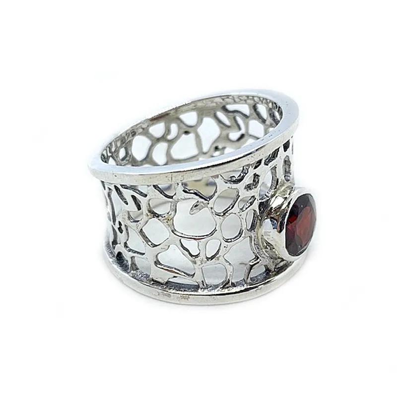 Zia Garnet Gypsy Style Ring